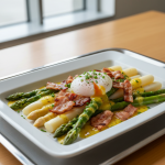 Salade d'asperges, bacon et œuf poché - Recette restauration collective