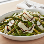 Salade d'asperges, copeaux de parmesan et pignons - Recette restauration collective