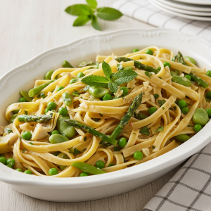 Tagliatelle aux légumes printaniers et aux fèves - Recette restauration collective