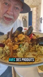Réalisation en cuisine du plat, extraite de la vidéo du tournage.